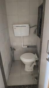 Bathroom Image of 450 Sq.ft 1 BHK Apartment / Flat for rent in Worli Mumbai for Rs. 44000