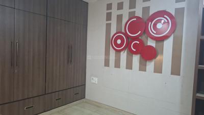 Bedroom Image of 1440 Sq.ft 3 BHK Builder Floor for sale in Rajouri Garden New Delhi for Rs. 20500000