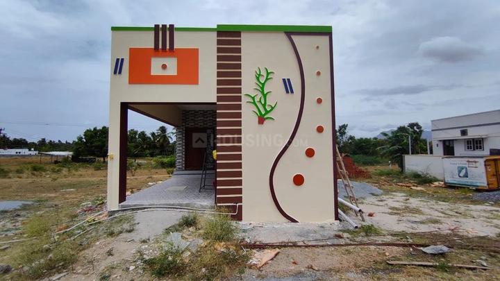 Selvi green square Main Image 1