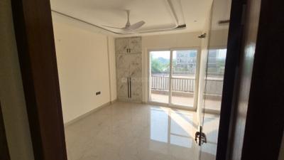 Bedroom Image of 1620 Sq.ft 3 BHK Builder Floor for rent in Amolik Aster Woods, Sector 98 Faridabad for Rs. 30000