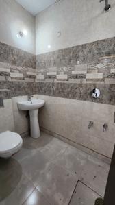 Image of 900 Sq.ft 2 BHK Builder Floor for sale in Sector 105, Gurgaon for Rs. 5500001