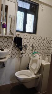 Bathroom Image of 575 Sq.ft 1 BHK Apartment / Flat for rent in CH Khanolkar Bhavan CHSL Paradise, Goregaon East Mumbai for Rs. 49000