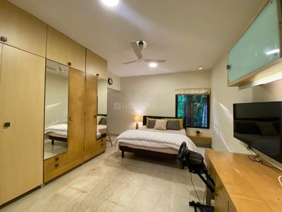 Bedroom Image of 1850 Sq.ft 4 BHK Apartment / Flat for rent in Kamala Hill Roof, Pali Hill Mumbai for Rs. 450000