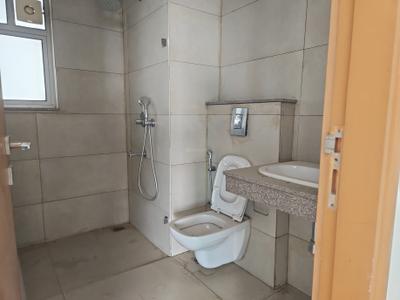 Tata Gurgaon Gateway Bathroom Two 4
