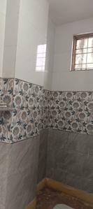 Bathroom Image of 480 Sq.ft 1 RK Independent House for rent in Palam New Delhi for Rs. 7500