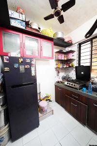 Kitchen Image of 396 Sq.ft 1 BHK Apartment / Flat for sale in Gota Ahmedabad for Rs. 3100000