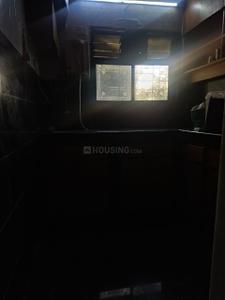 Bathroom Image of 550 Sq.ft 1 BHK Apartment / Flat for rent in Andheri West Mumbai for Rs. 64000