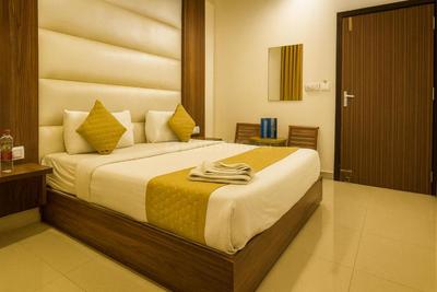 Bedroom Image of SIGNATURE STAY  in Sector 32, Gurgaon