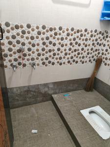 Bathroom Image of 800 Sq.ft 2 BHK Builder Floor for rent in Chinnamuthalaipatti Namakkal for Rs. 10000