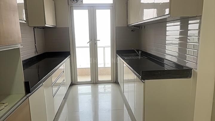 Omkar Alta Monte Main Image 1