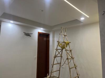 Bedroom Image of 1000 Sq.ft 3 BHK Builder Floor for sale in Janakpuri New Delhi for Rs. 13500000