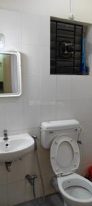 Bathroom Image of 930 Sq.ft 3 BHK Apartment / Flat for rent in Shapoorji Pallonji Houshing Complex, Rajarhat Kolkata for Rs. 26000