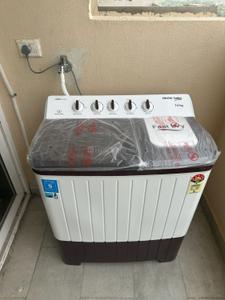 Balcony Image of 460 Sq.ft 1 RK Studio for sale in Gaur Yamuna City, Yeida Greater Noida for Rs. 3800000