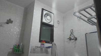 Bathroom Image of 354 Sq.ft 1 BHK Builder Floor for sale in Pochanpur Colony New Delhi for Rs. 3200000
