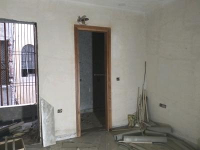 Bedroom Image of 1400 Sq.ft 3 BHK Builder Floor for sale in Mukherjee Nagar New Delhi for Rs. 23500000