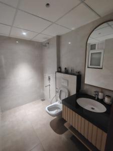 Bathroom Image of 1300 Sq.ft 2 BHK Apartment / Flat for sale in Godrej Elaris, Mundhwa Pune for Rs. 17100000