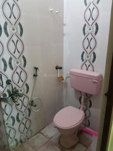Bathroom Image of 736 Sq.ft 2 BHK Apartment / Flat for rent in Devi Navapushpam, Ponniammanmedu Chennai for Rs. 12000