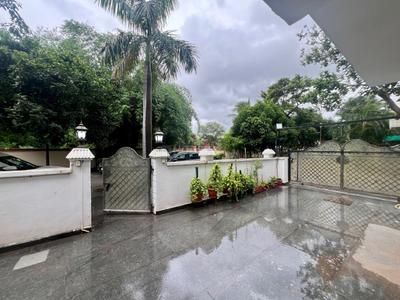 Balcony Image of 6000 Sq.ft 5 BHK Villa for sale in Nectar Gardens, Madhapur Hyderabad for Rs. 85000000