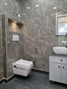 Common Bathroom Image of 1200 Sq.ft 3 BHK Builder Floor for sale in Dwarka Mor New Delhi for Rs. 10500000