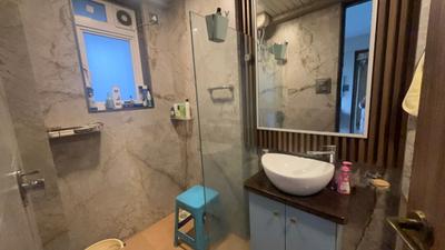 Image of 1050 Sq.ft 3 BHK Apartment / Flat for sale in Karwa And Kewal Kiran Ashish Building Of Emticibom Employees CHS Ltd, Malad West, Mumbai for Rs. 34900000
