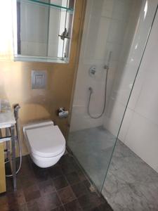 Bedroom Three Image of 847 Sq.ft 3 BHK Apartment / Flat for sale in Fort Mumbai for Rs. 25000000