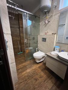 Bathroom Image of 1900 Sq.ft 3 BHK Builder Floor for sale in Paschim Vihar New Delhi for Rs. 37000000