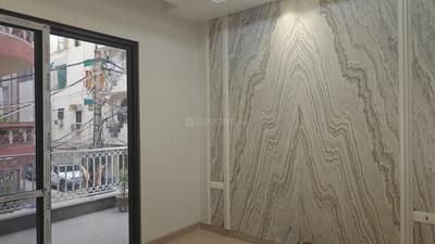 Bedroom Image of 1350 Sq.ft 3 BHK Builder Floor for sale in Rajouri Garden New Delhi for Rs. 31500000