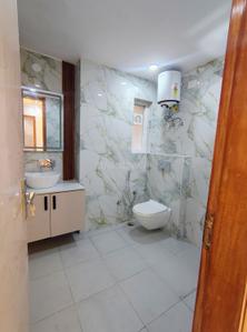 Image of 1150 Sq.ft 3 BHK Apartment / Flat for sale in Vikaspuri, New Delhi for Rs. 16500000