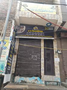 Building Image of 330 Sq.ft 3 BHK Independent House for sale in Sector 62A Noida for Rs. 15000000