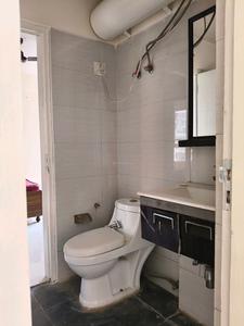 Common Bathroom Image of 1727 Sq.ft 3 BHK Apartment / Flat for sale in Ireo The Corridors, Sector 67 Gurgaon for Rs. 27500000