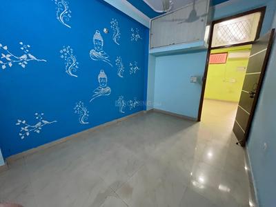 Bedroom Image of 950 Sq.ft 3 BHK Builder Floor for rent in Vasundhara Ghaziabad for Rs. 25000