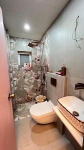 Bathroom Image of 1750 Sq.ft 3 BHK Apartment / Flat for rent in Vashi Navi Mumbai for Rs. 75000