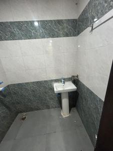Image of 160 Sq.ft 1 RK Apartment / Flat for rent in Sector 70, Noida for Rs. 20500