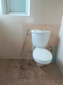 Common Bathroom Image of 1429 Sq.ft 2 BHK Apartment / Flat for sale in Ramprastha The Edge Towers, Sector 37D Gurgaon for Rs. 12000000