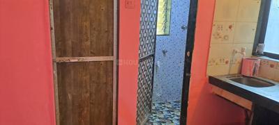 Bathroom Image of 250 Sq.ft 1 RK Studio for sale in Mulund East Mumbai for Rs. 2500000