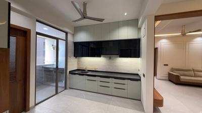 Kitchen Image of 2000 Sq.ft 3 BHK Apartment / Flat for sale in Saamarth H7, PDPU Road Gandhinagar for Rs. 17000000