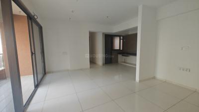 Living Room Image of 2301 Sq.ft 3 BHK Apartment / Flat for sale in Shrinivas Luxuria 2, Bhadaj Ahmedabad for Rs. 14600000
