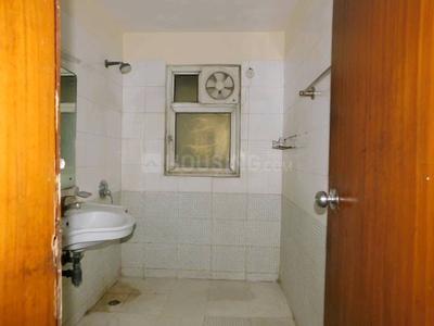 Bathroom Image of 2197 Sq.ft 4 BHK Apartment / Flat for sale in Omaxe NRI City, Omega II Greater Noida for Rs. 22500000