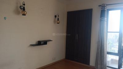 Bedroom Image of 1800 Sq.ft 3 BHK Apartment / Flat for rent in Unitech Fresco, Sector 50 Gurgaon for Rs. 55000