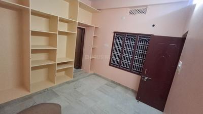 Bedroom Image of 900 Sq.ft 2 BHK Independent House for rent in Old Guntur Guntur for Rs. 9000