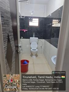 Bathroom Image of 1000 Sq.ft 2.5 BHK Apartment / Flat for rent in Thirumal Nagar Tirunelveli for Rs. 15000