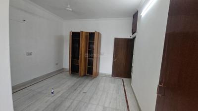 Bedroom Image of 2500 Sq.ft 3 BHK Builder Floor for rent in Sector 23A Gurgaon for Rs. 45000