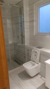 Bathroom Image of 4000 Sq.ft 4 BHK Builder Floor for sale in Safdarjung Development Area New Delhi for Rs. 120000000
