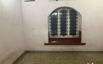 Image of 600 Sq.ft 2 BHK Independent House for rent in Vyttila, Kochi for Rs. 15300