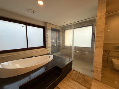 Bathroom Image of 7830 Sq.ft 5 BHK Villa for sale in Gunjur Village Bengaluru for Rs. 170000000