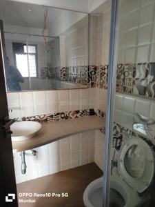Bathroom Image of 1200 Sq.ft 3 BHK Apartment / Flat for sale in Khar West Mumbai for Rs. 66000000