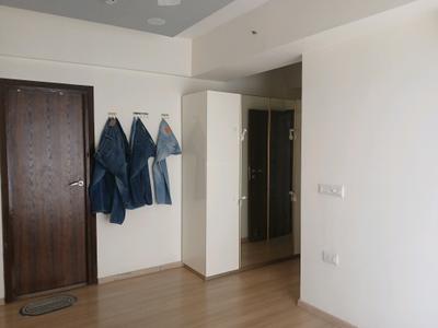 Bedroom Image of 1500 Sq.ft 3 BHK Apartment / Flat for sale in DLF Regal Gardens by DLF, Sector 90 Gurgaon for Rs. 19500000