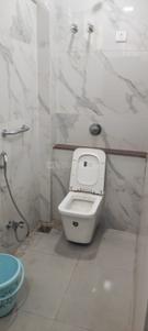 Bathroom Image of 200 Sq.ft 1 RK Builder Floor for rent in Ayodhya Bypass Bhopal for Rs. 12000