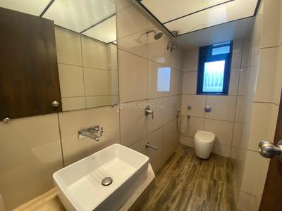 Image of 1250 Sq.ft 2.5 BHK Apartment / Flat for rent in Cumballa Hill, Mumbai for Rs. 175000