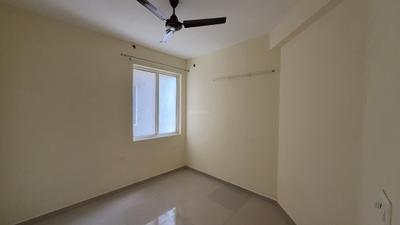 Bedroom Image of 1080 Sq.ft 3 BHK Apartment / Flat for rent in Pyramid Altia, Sector 70 Gurgaon for Rs. 24500